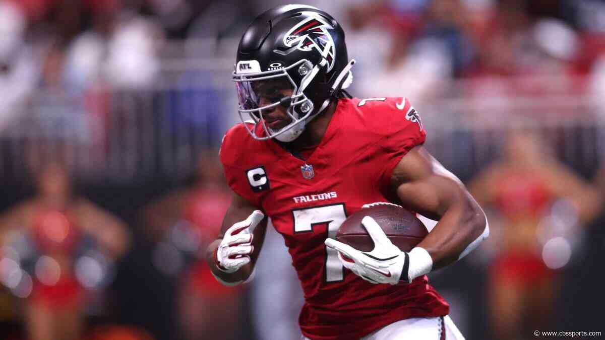 Today's top games to watch, best bets, odds: Falcons at Packers, Reds at Braves, college football and more