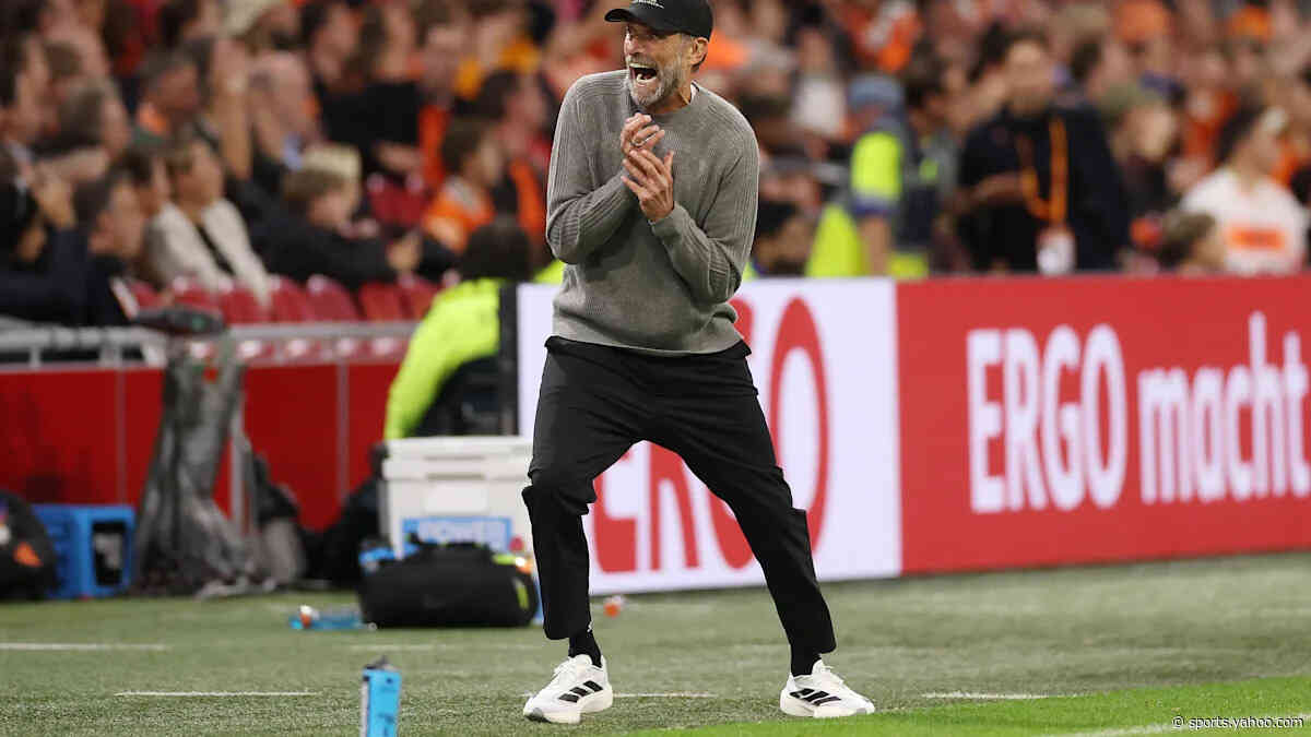 📸 Klopp can't believe it! Adeyemi spurns a golden chance