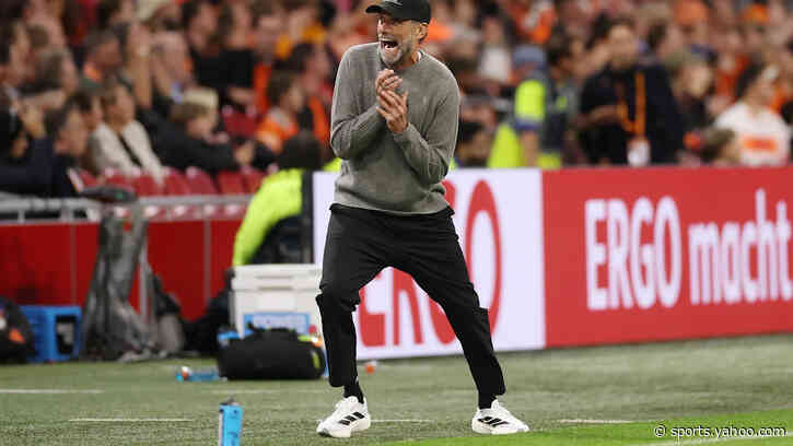 📸 Klopp can't believe it! Adeyemi spurns a golden chance