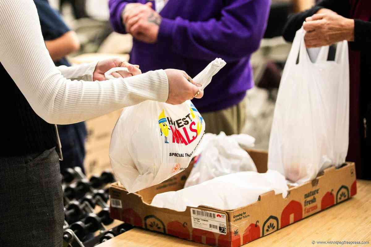 More than 60,000 Manitobans rely on food bank each month, Harvest Manitoba report says