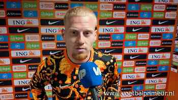 Meerdink kritisch na debuut voor Oranje: 'Dit kan niet, het is niet eerlijk'