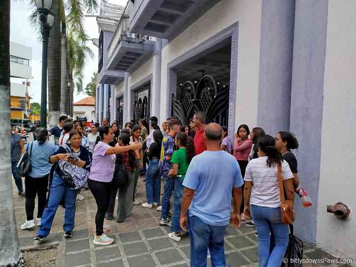 Bachilleres con altos promedios acudirán a la Presidencia para defender sus cupos en la Unefm