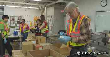 More than 60K people access food banks in Manitoba each month, report says