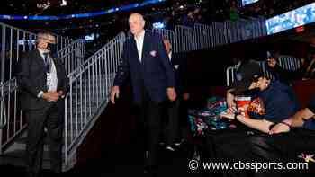 Bob Pettit, basketball Hall of Famer and NBA's first Most Valuable Player, dies at 93