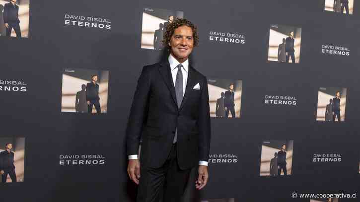 David Bisbal homenajea clásicos de la música en español con "Eternos"