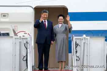 Xi Jinping's Handhold With Wife Peng Liyuan Fuels New Health Rumours on US Arrival but Stroke Claim Remains Unverified