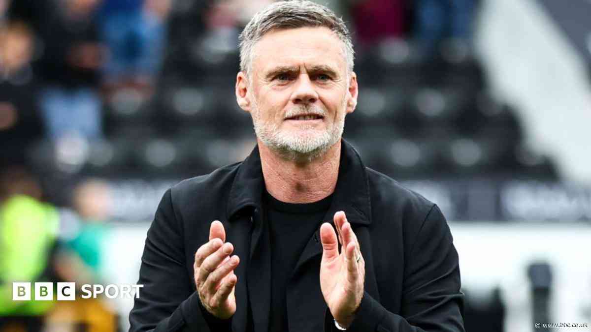 Bradford 'reluctantly' let Preston talk to Alexander