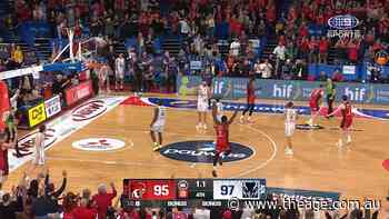 Wildcats shock 36ers in wild finish
