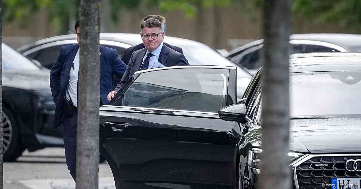 Regierungschefs Voigt und Rhein warnen vor Steuererhöhungen