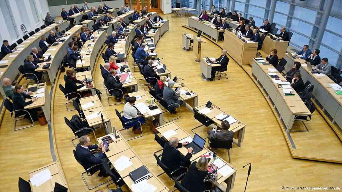 Streit im Magdeburger Landtag über Ausschussgröße