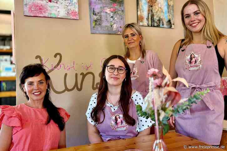 Café „Zuckerpuppe“ im Erzgebirge eröffnet: Süßes auf dem Teller und Kunst an der Wand