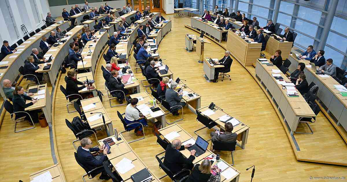 Streit im Magdeburger Landtag über Ausschussgröße