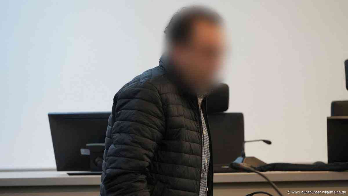 Mordprozess: Angeklagter soll Ex-Frau und Kinder abgehört und verfolgt haben