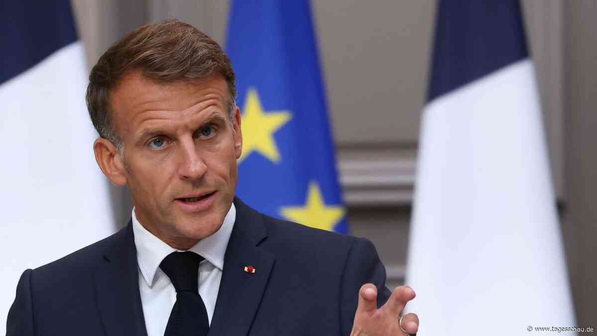 Macron will Ölhafen in Saudi-Arabien militärisch schützen