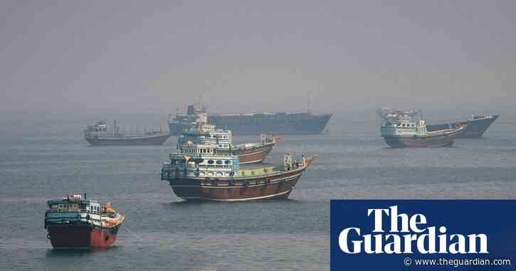 Iran awaiting response from Trump on proposal to open strait of Hormuz in six days