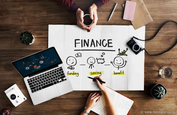Personal finance pros reveal one thing they wish they knew when they were younger