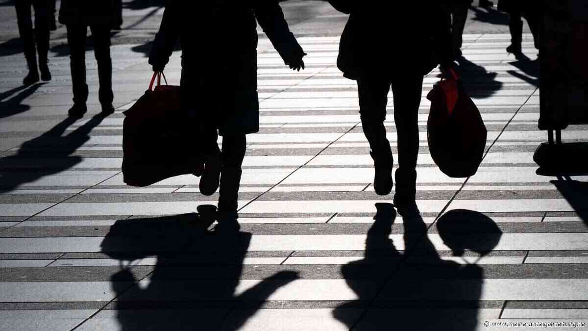Sparen statt Shoppen: Verbraucher halten ihr Geld zusammen