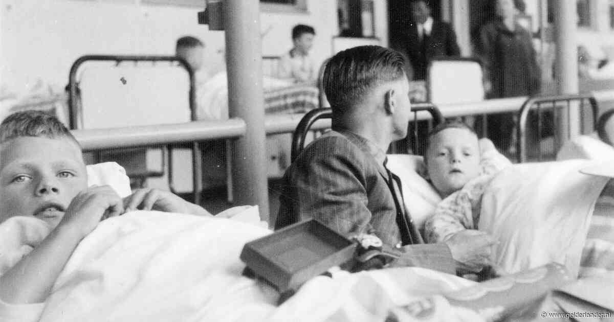 Eigen braaksel eten, urenlang onder wollen dekens in de hete zon: leed sanatoriumkinderen bleef jarenlang onbekend