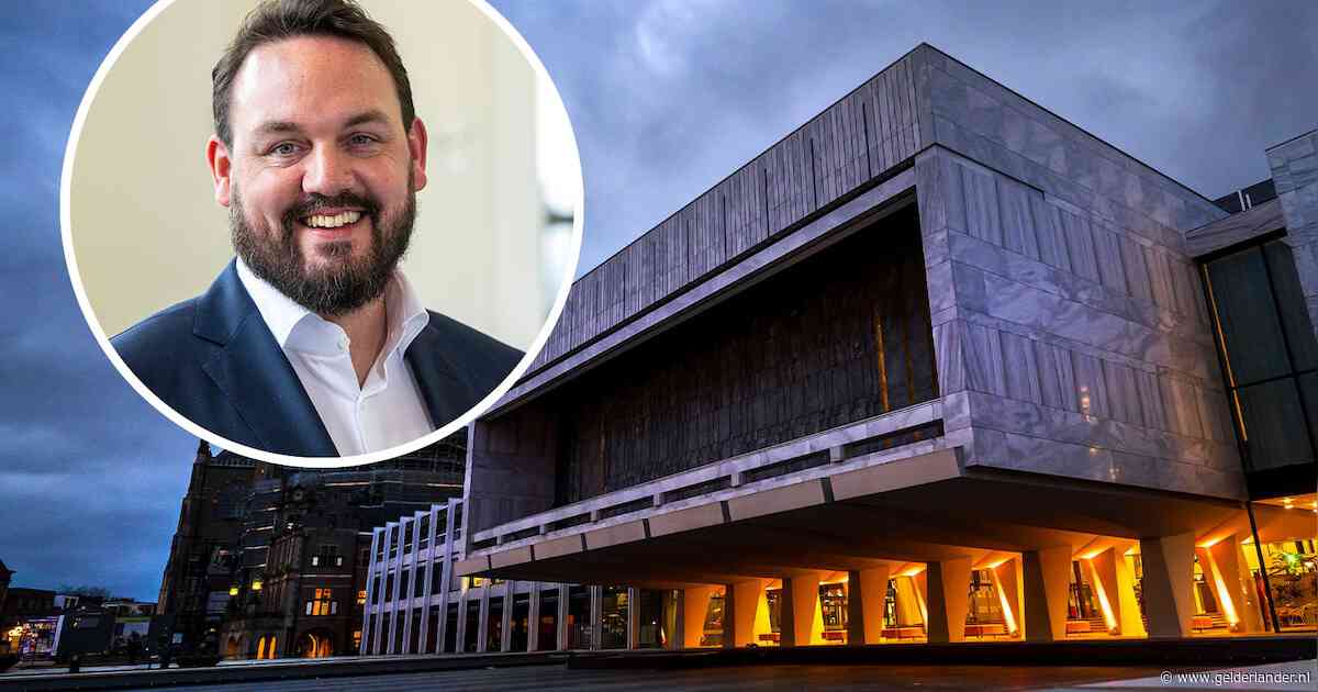 Vertrekkende wethouders stelden zelf gastenlijst op, dat leidde tot pijnlijk treffen: ‘Ik hoop dat je het aan kan om erbij te zijn’