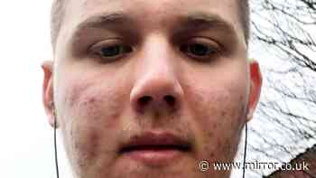 25-stone handyman becomes model and Mr England contestant after diet change