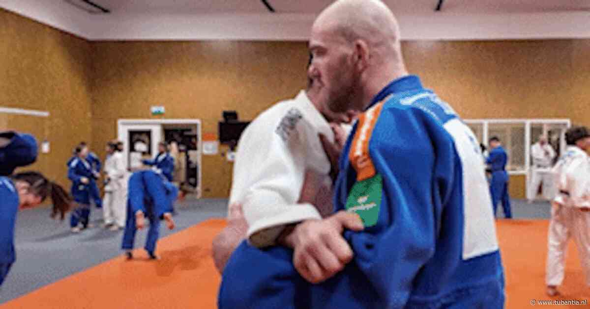 Bij de judofamilie Snippe gaan de meubels aan de kant voor een verwurging: ‘Moeder houdt vooral haar hart vast of alles heel blijft’