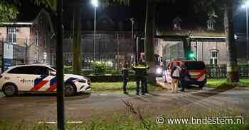 Papier in brand in kamer van jeugdgevangenis Den Hey-Acker in Breda