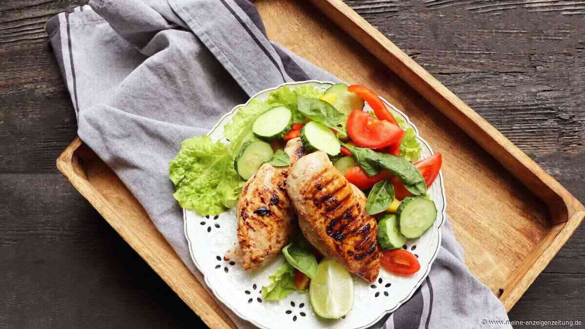 Fleisch in kaltes Wasser tauchen nach dem Braten – bringt der Trick wirklich etwas?