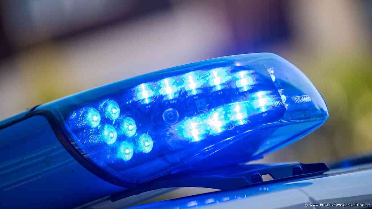Vollsperrung auf der A2 bei Braunschweig – fünf Fahrzeuge an Unfall beteiligt