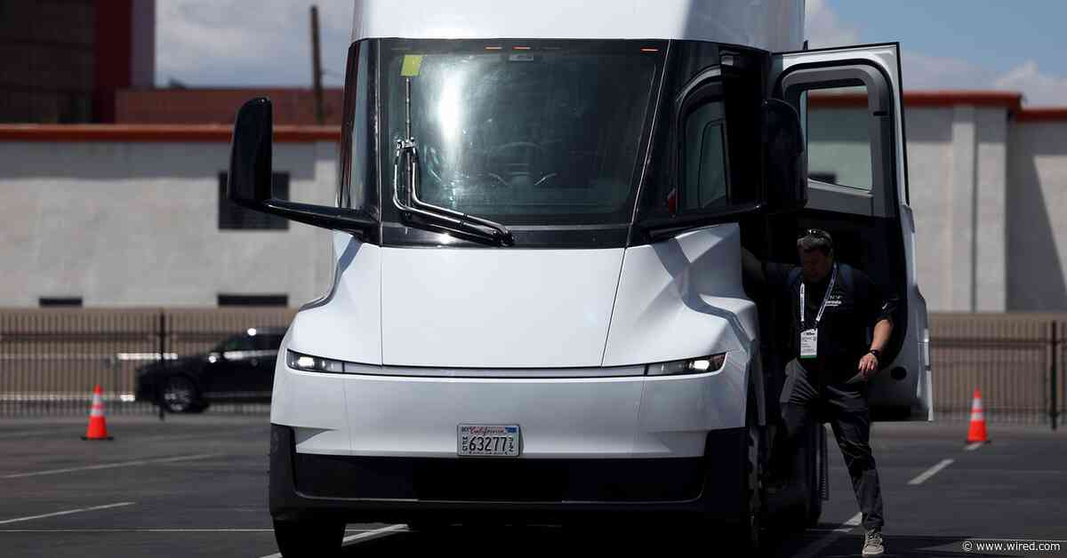 Nearly a Decade Later, the Electric Tesla Semi Is Here