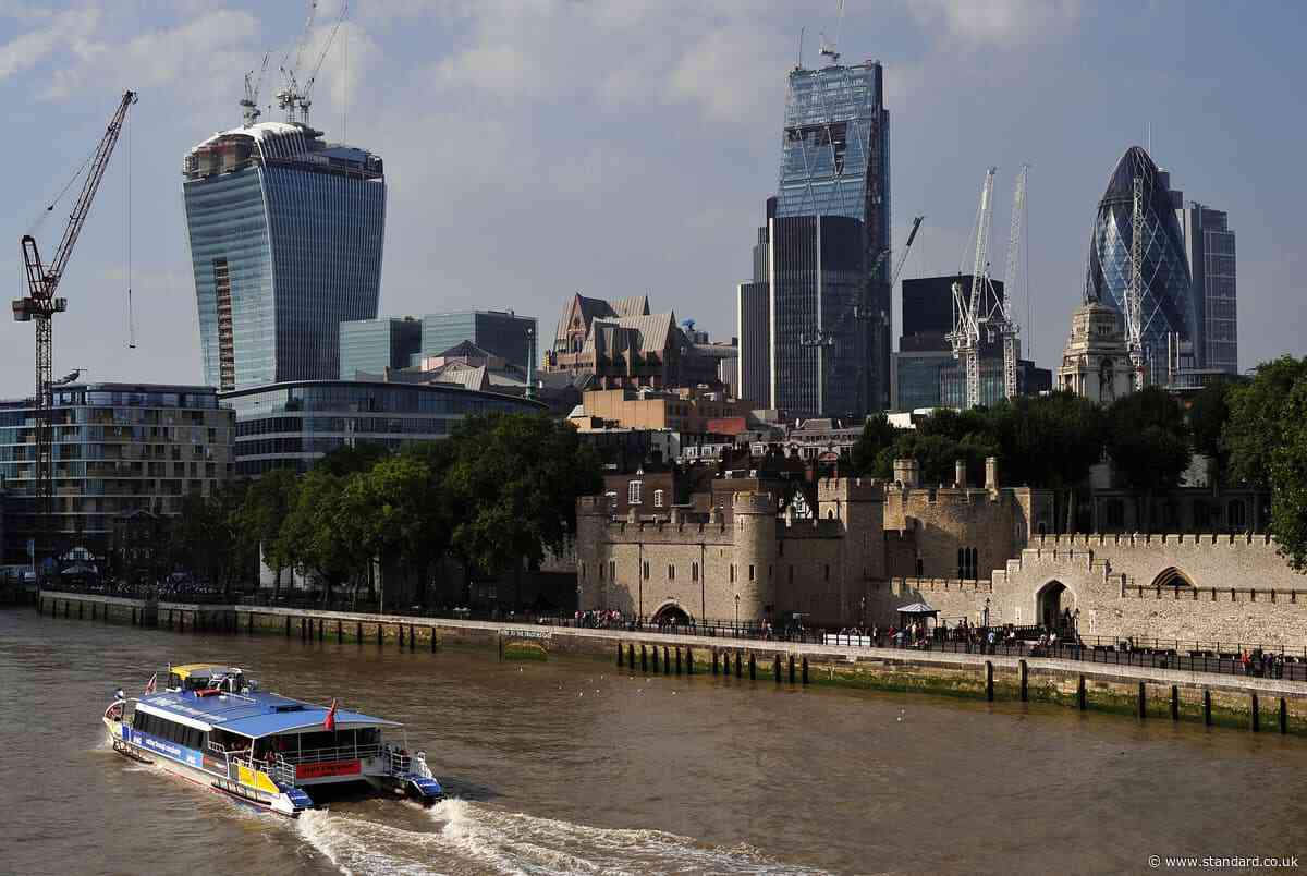 City of London wins approval to build skyscrapers near Tower of London