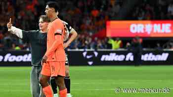 Klopps DFB-Debüt gestört – Flitzer sorgt für Aufsehen