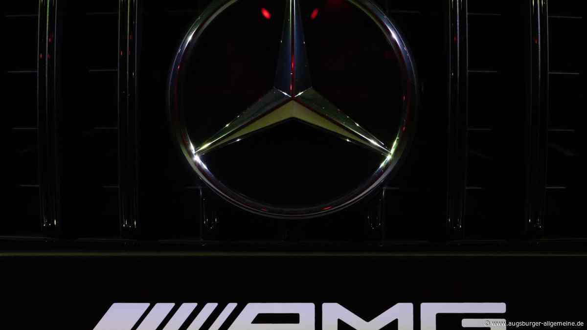 Anhänger macht sich selbstständig und beschädigt Mercedes AMG – 10.000 Euro Schaden