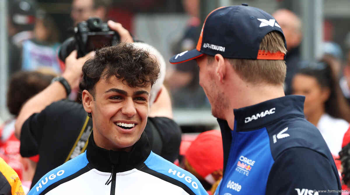 Lewis Hamilton niet langer favoriet van Arvid Lindblad: ‘Respecteer Verstappen en Leclerc het meest’