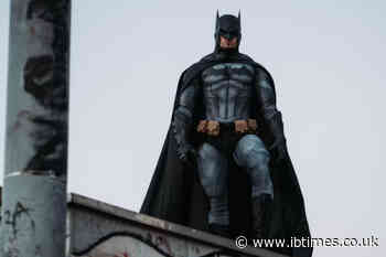 Man Dressed as Batman Chases Suspected Handbag Thief Before Scaling Wall To Recover Stolen Bag