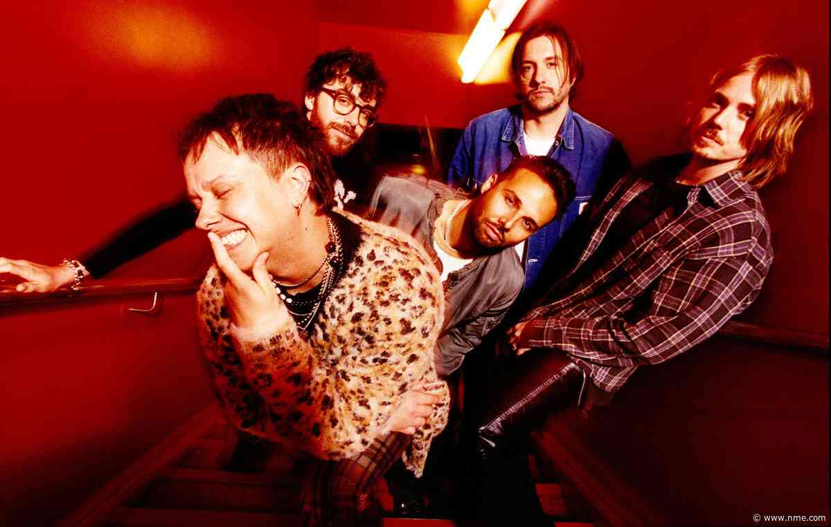 Nothing But Thieves talk “subverting expectations” on introspecive new album ‘Stray Dogs’: “We’re a band that takes left turns”