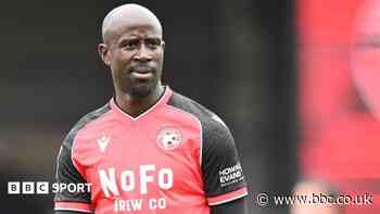 Walsall's Adomah joins the 800 club - at 38