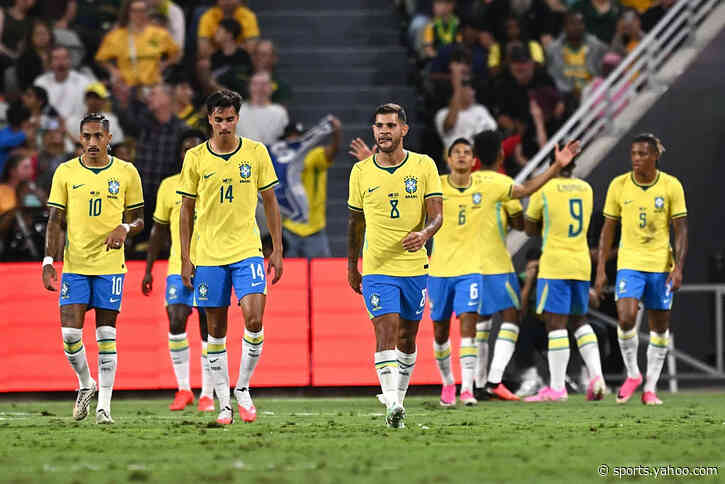 Brazil play poorly, but snatch draw with Australia at the death