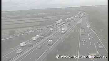 A1M blocked LIVE traffic updates as obstruction causes long delays