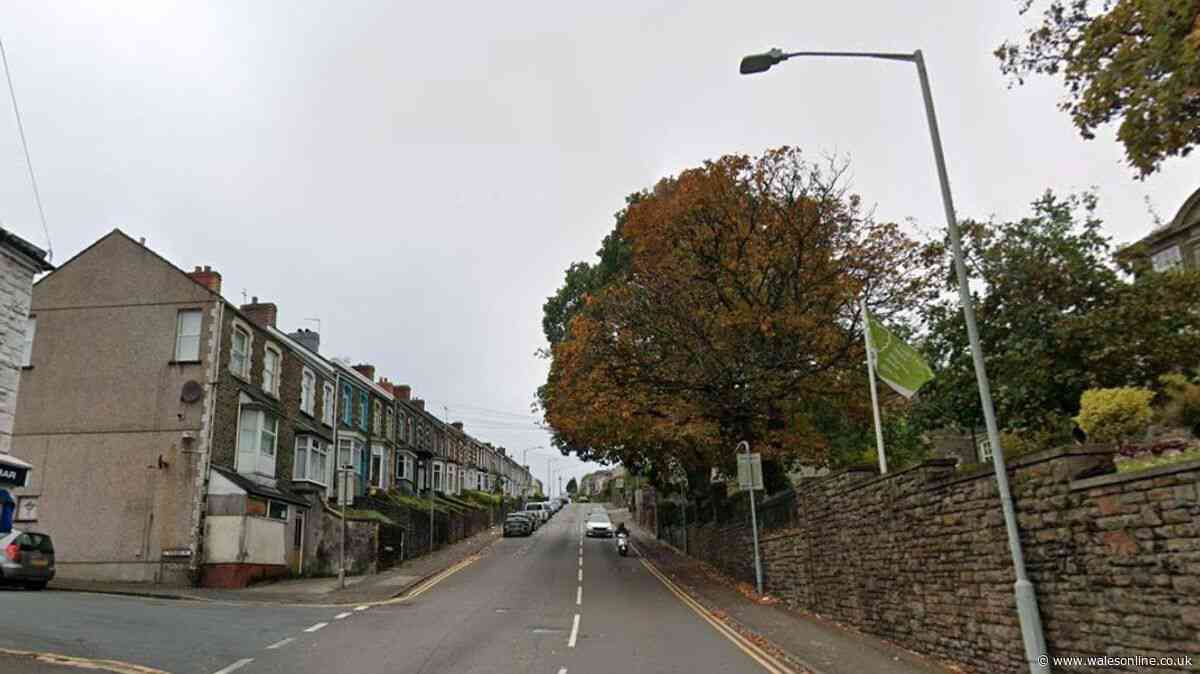 Man found dead on residential street in Swansea