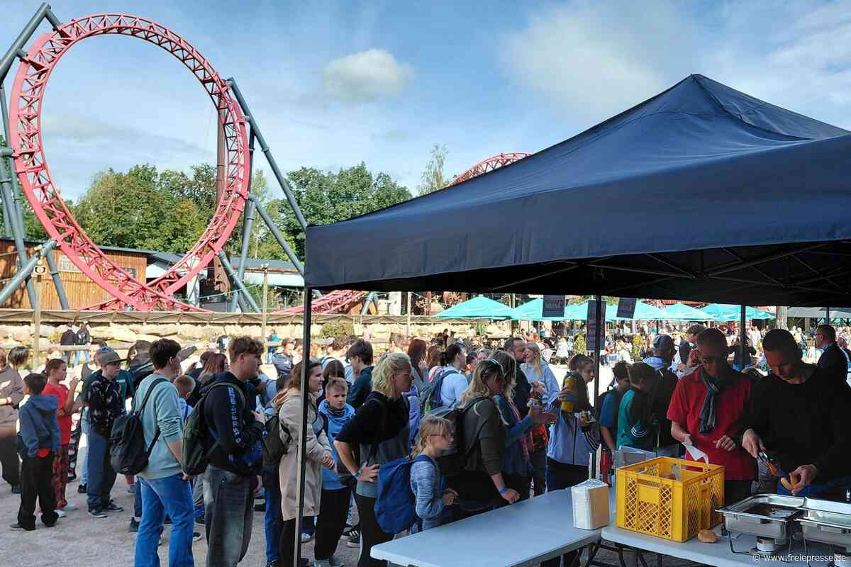 Besonderer Tag für 367 Kinder im Freizeitpark Plohn