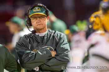 Ravena-Coeymans-Selkirk to name football field after legendary coach Gary VanDerzee