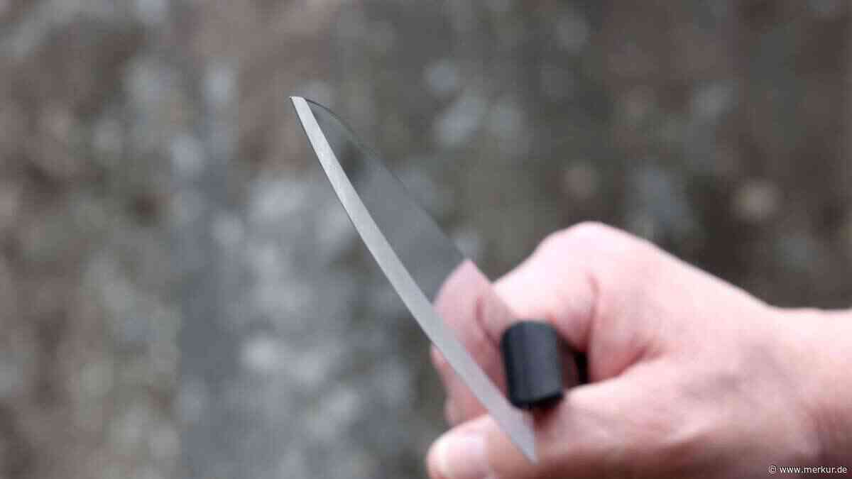 Messerangriff in Holzkirchen: 14-Jähriger sticht auf 18-Jährigen ein – U-Haft