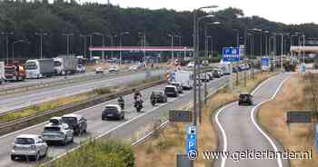 Files bij de Duitse grens op de A12 zouden vandaag verdwenen zijn, maar is dat ook zo?