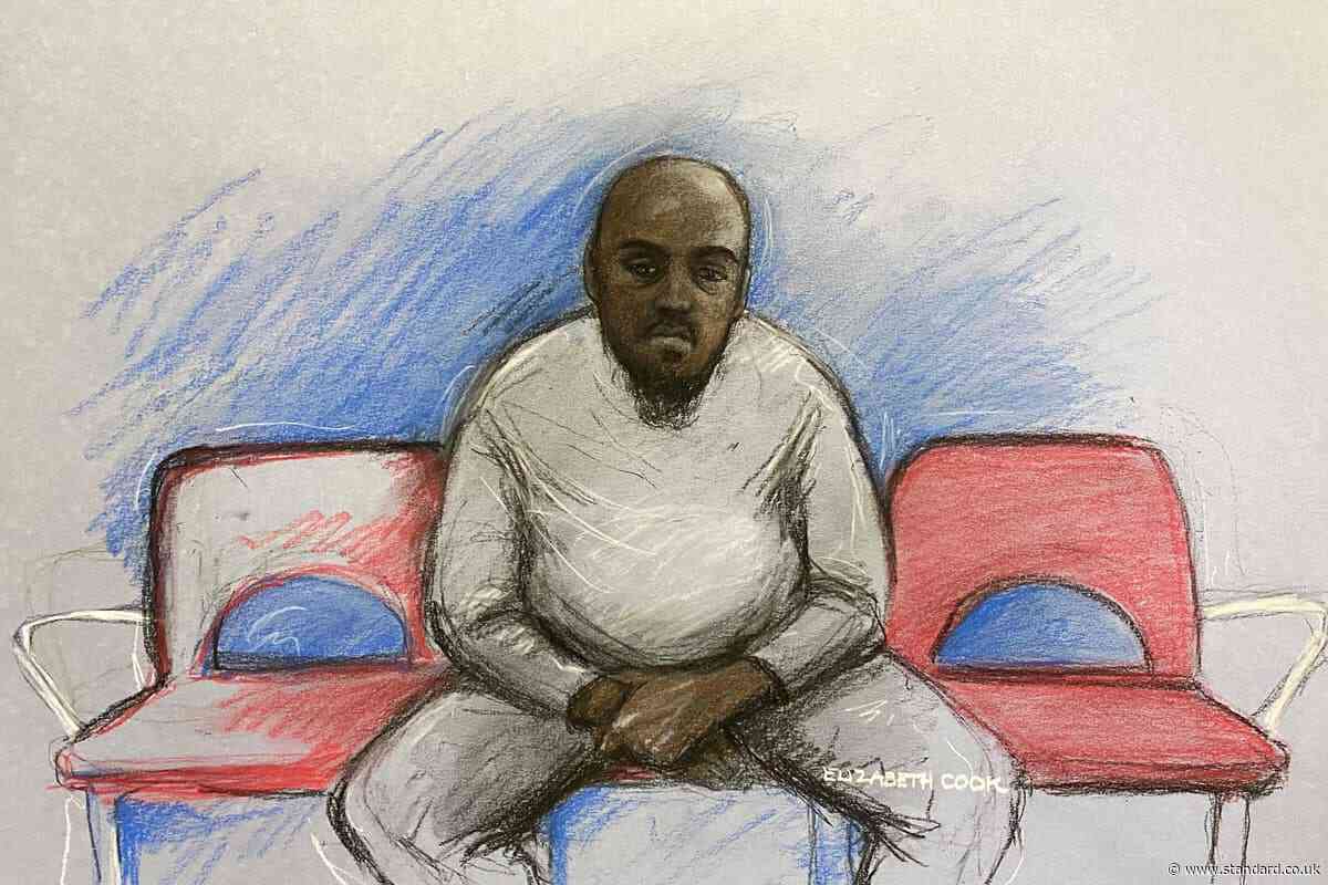 Alleged Golders Green knife attacker denies attempted murder