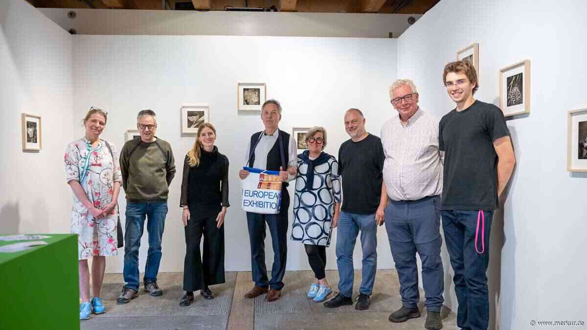 Rausch der Formen und Farben: Doppelausstellung im Kunstforum am Freisinger Schafhof