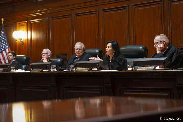 In reversal, Vermont Supreme Court allows Gov. Scott to enforce in-person work for state employees
