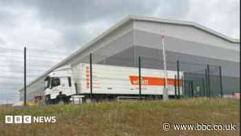 Public inquiry to examine warehouse lorry fleet bid