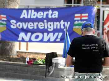 Alberta counts the cost of a border with Canada, as the referendum nears