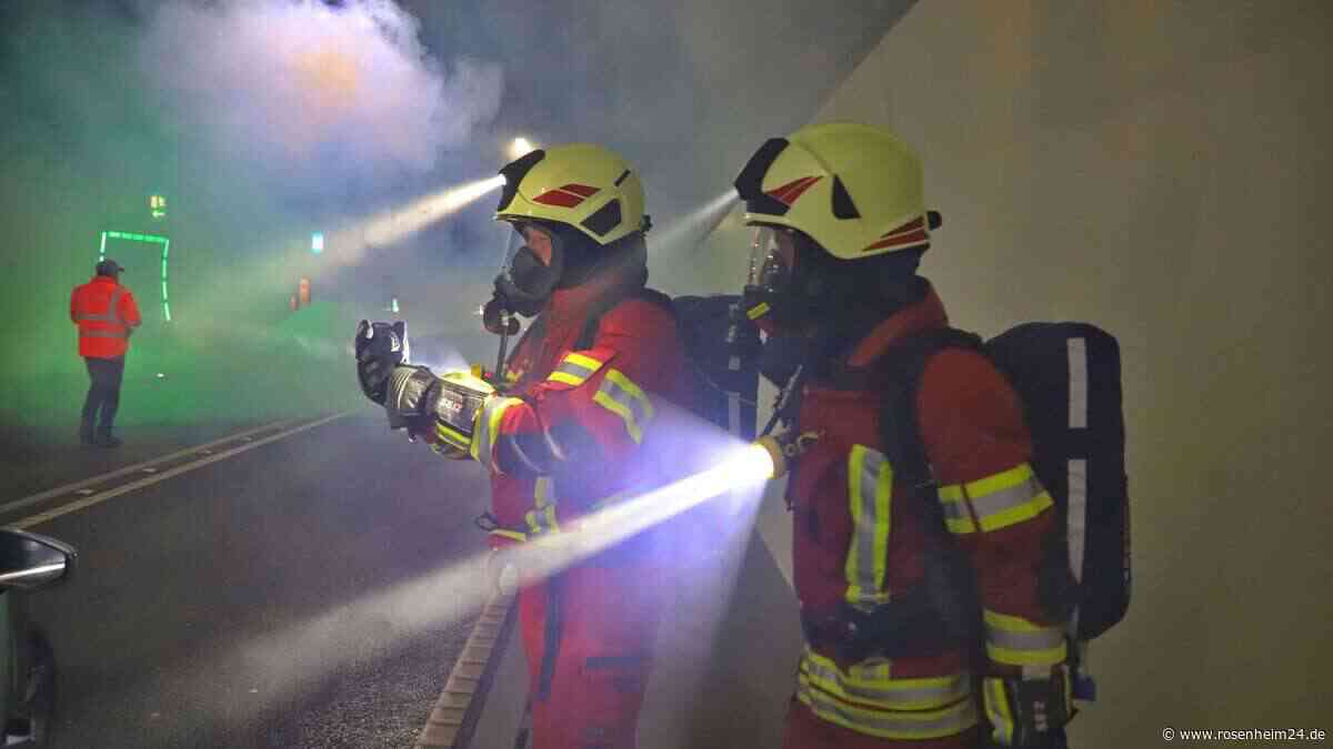 Großübung im Ettendorfer Tunnel: Feuerwehren proben den Ernstfall