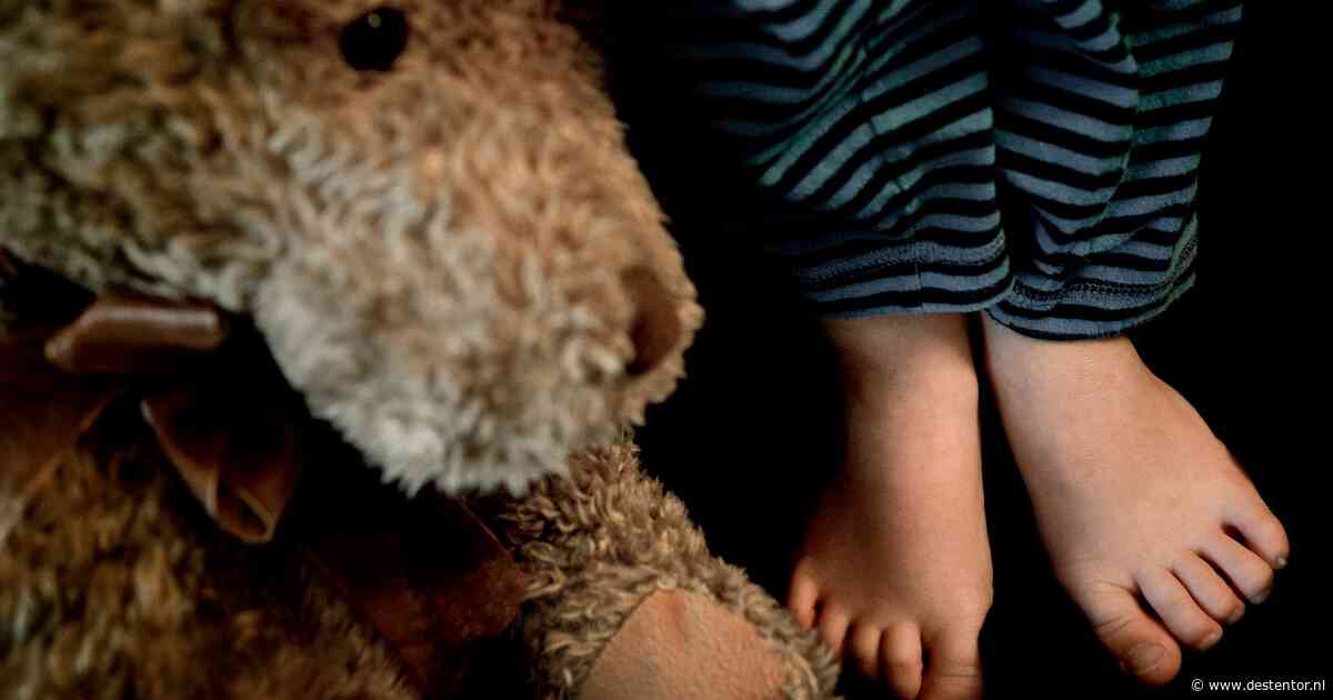 Oom (40) krijgt celstraf van anderhalf jaar: hij misbruikte jarenlang zijn nichtje